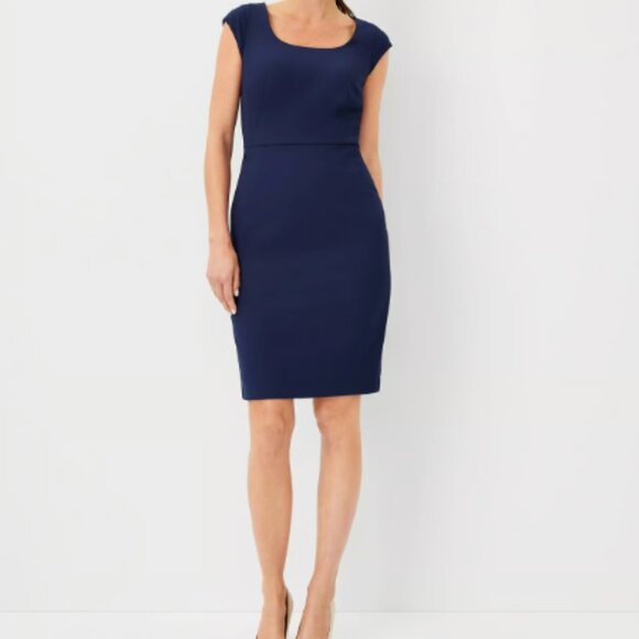 ANN TAYLOR BI STRETCH SHEATH SCOOP NECK CAP SLEEVE PURE SAPPHIRE NAVY DRESS $149 - Picture 1 of 11